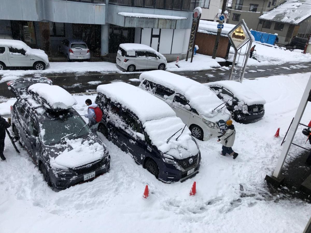 Snowhouse Memorie Hotel-石打丸山 Seki  Exterior foto